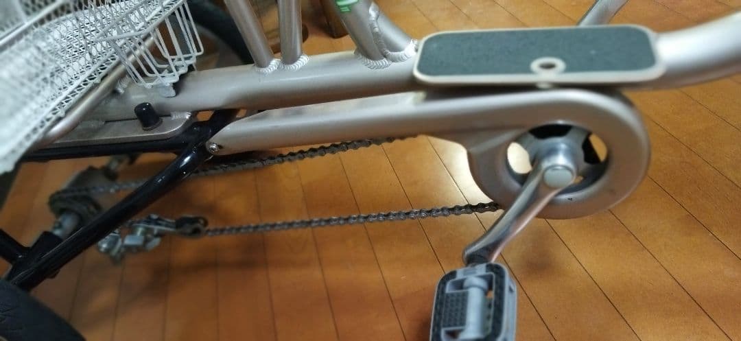 【ノーパンクタイヤ】四輪輪自転車 クークル