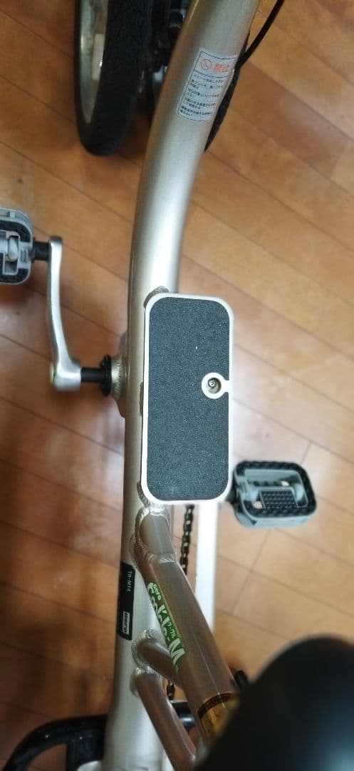 【ノーパンクタイヤ】四輪輪自転車 クークル