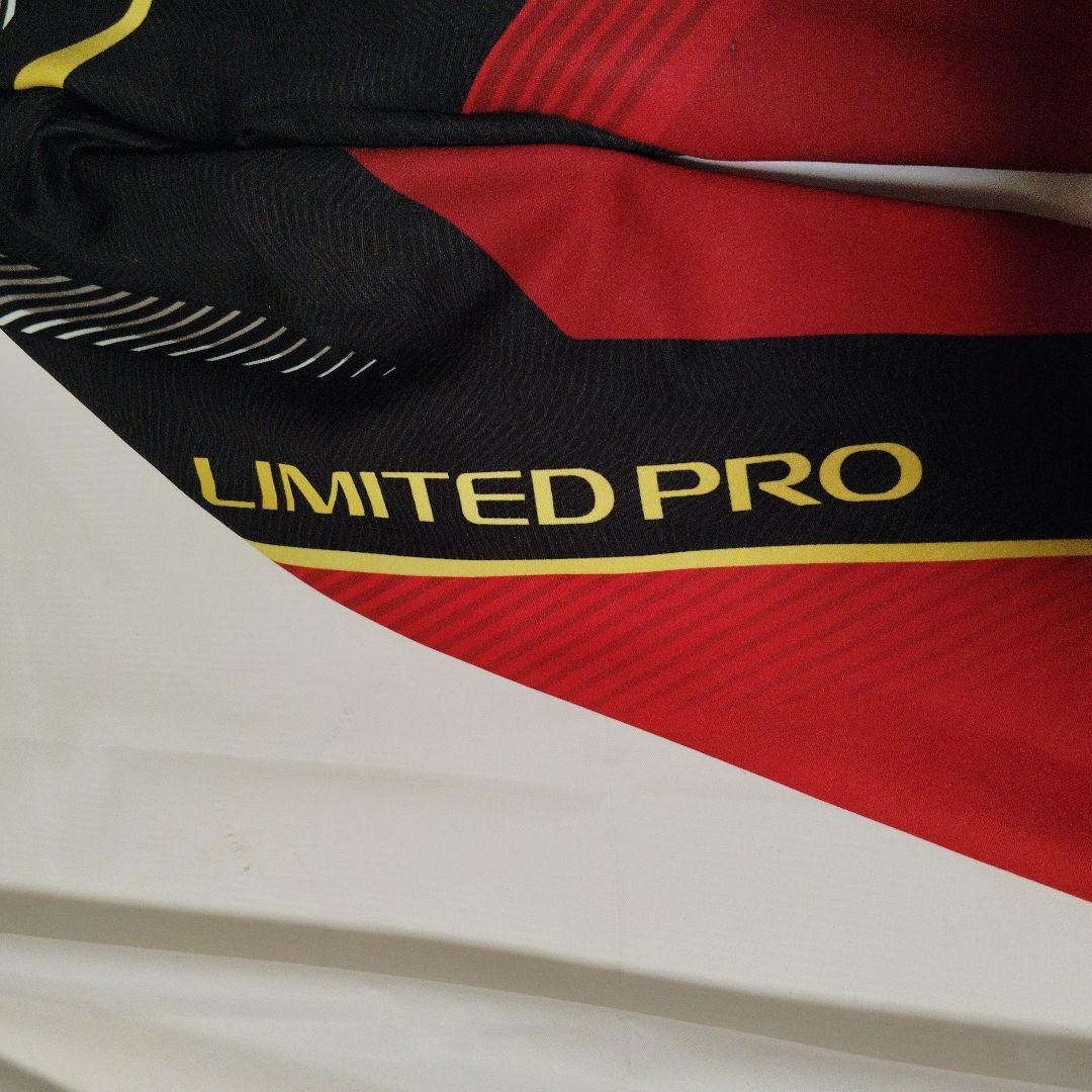シマノ　LIMITED PRO ブレスハイパー　ウォームシャツ　XLサイズ