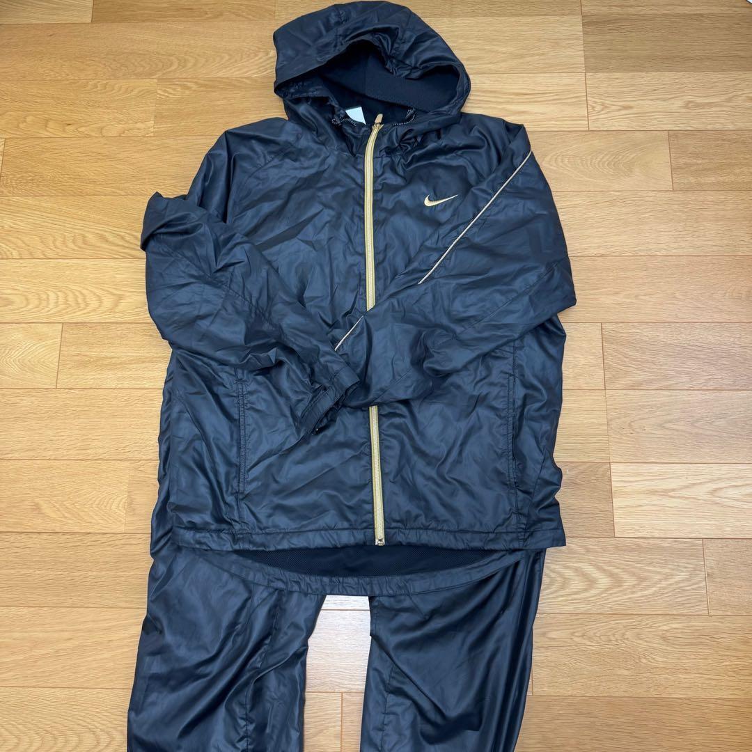 NIKE ♡ ナイロン黒 セットアップ