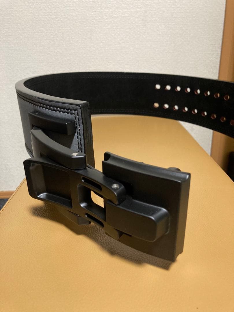 レバーアクションベルト Mサイズ 13ミリ 本革　SBD 鬼　ゴールドジム