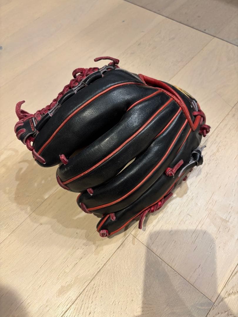 Mizuno 野球グローブ 黒/赤　一般軟式　大人用
