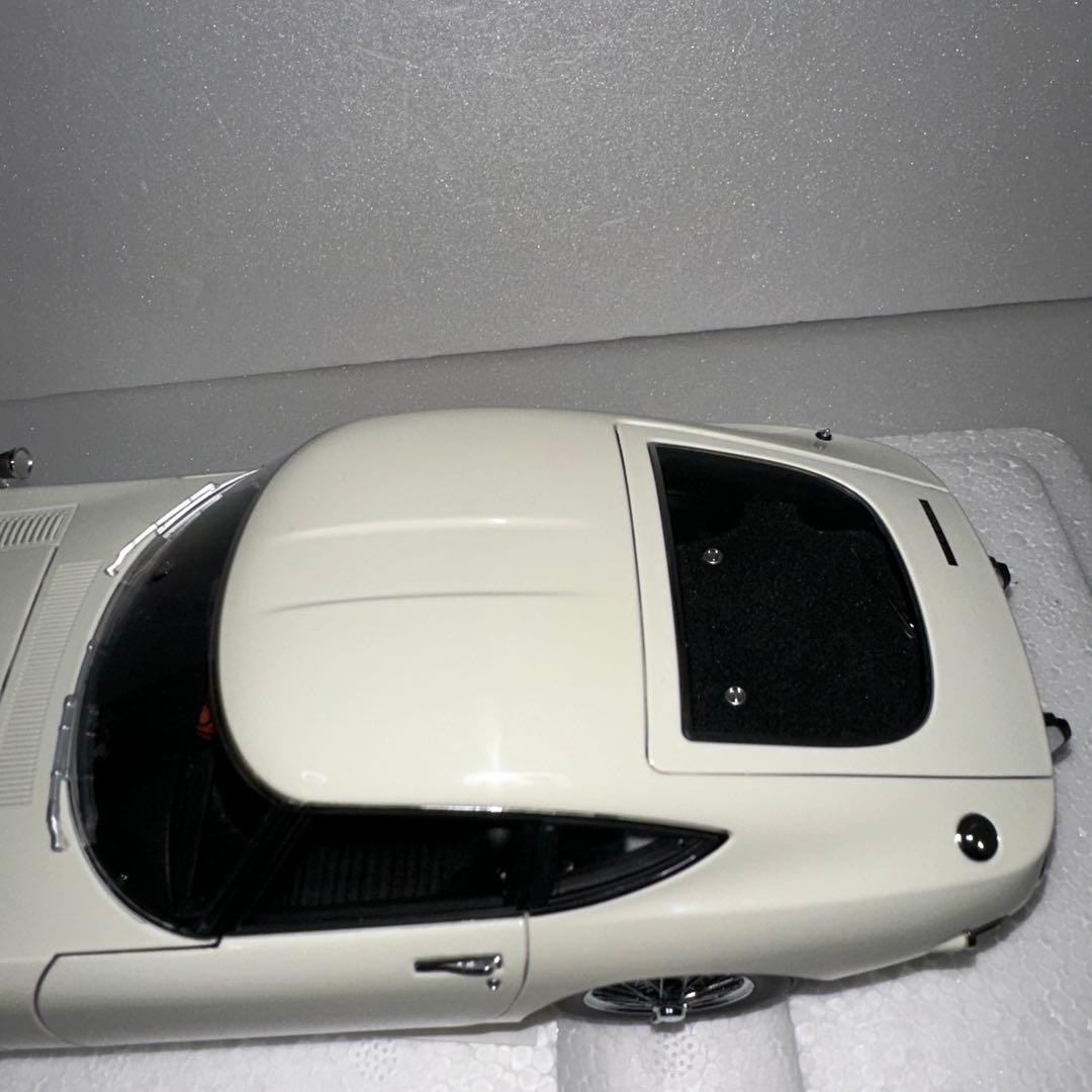 オートアート 1/18 トヨタ2000GT ワイヤースポークホイール