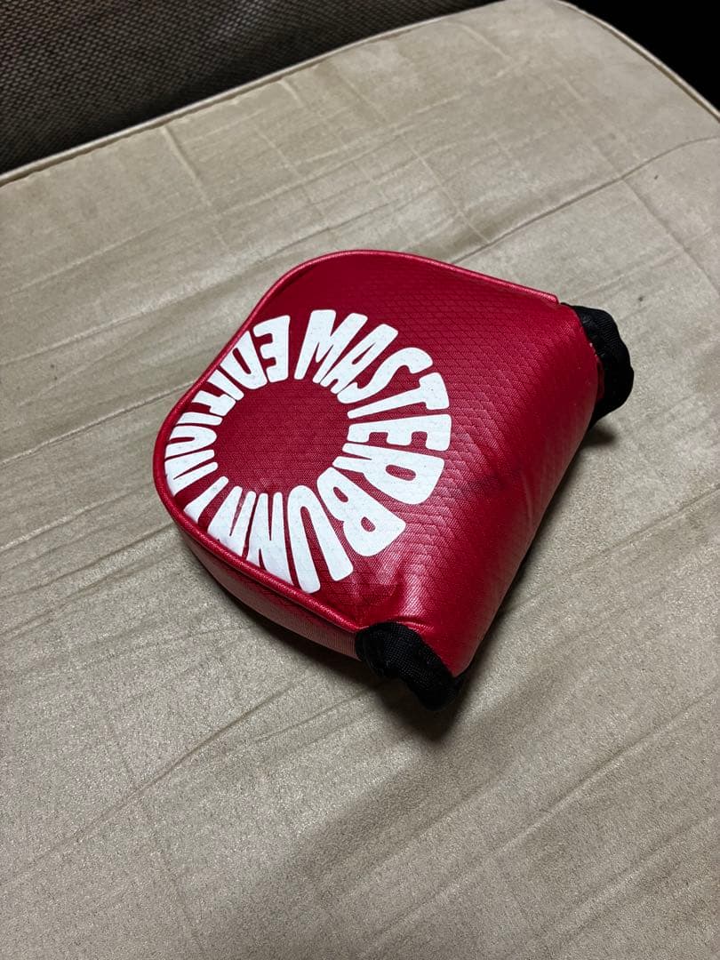 マスターバニー 軽量キャディーバックとヘッドカバー他　多数付属品