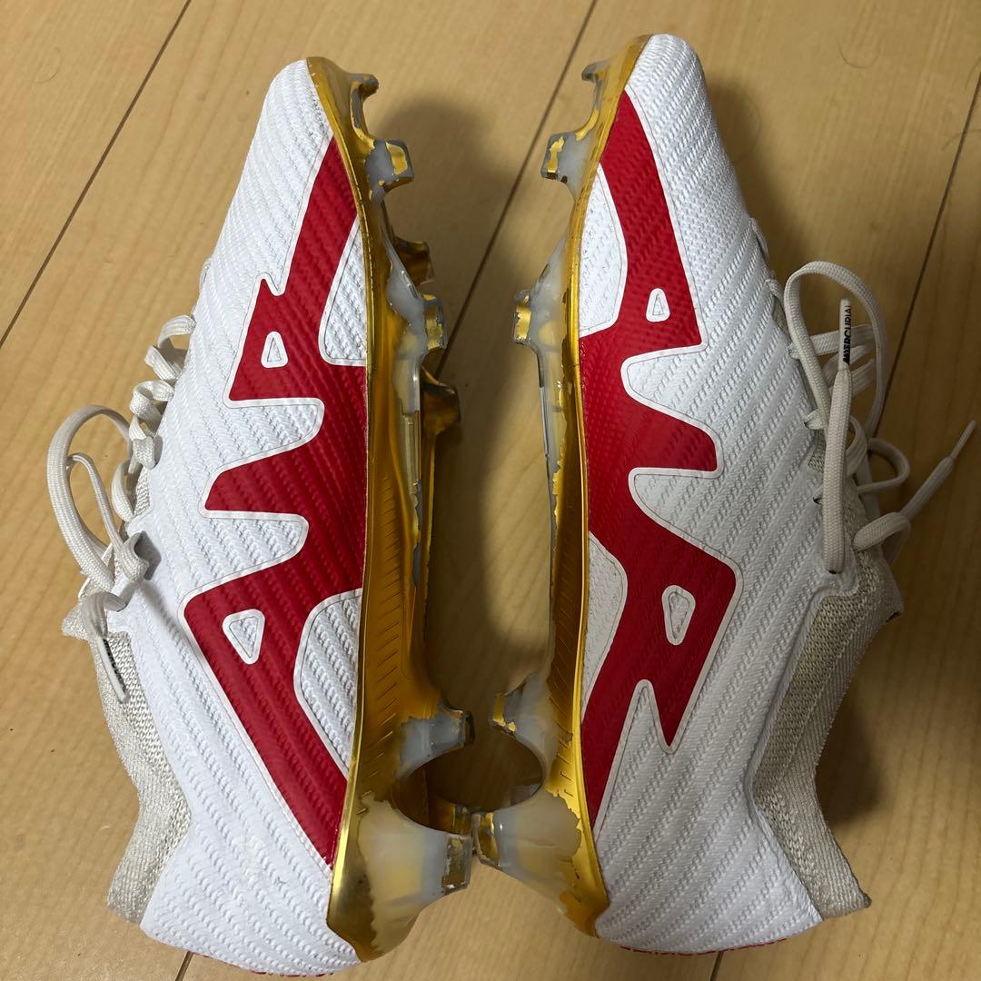 Nike サッカーシューズ ホワイト/レッド