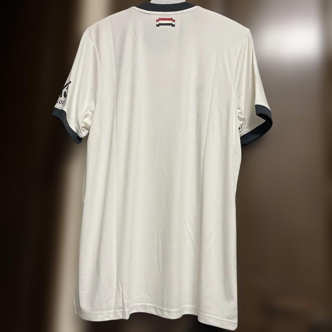新品　adidas マンチェスターユナイテッドサッカーユニフォーム　2XLサイズ