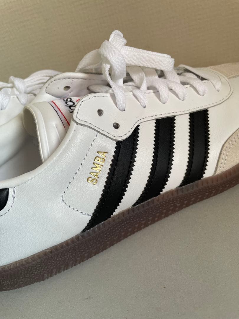 adidas SAMBA classic フットサル 屋内コート