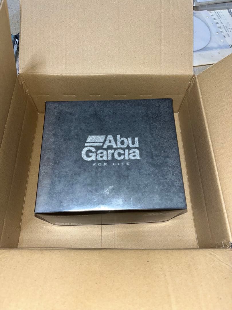 Abu Garcla REVO BEASTレボ　ビースト40-HS ライン付き