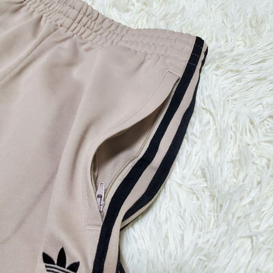 ■adidas ベージュ ジャージパンツ 3本ライン トレフォイル 美品