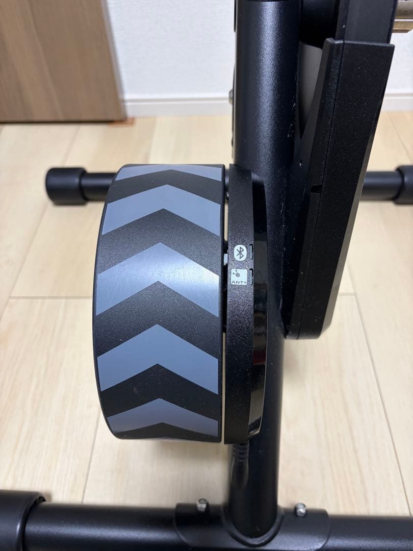 wahoo KICKR CORE スマートトレーナー
