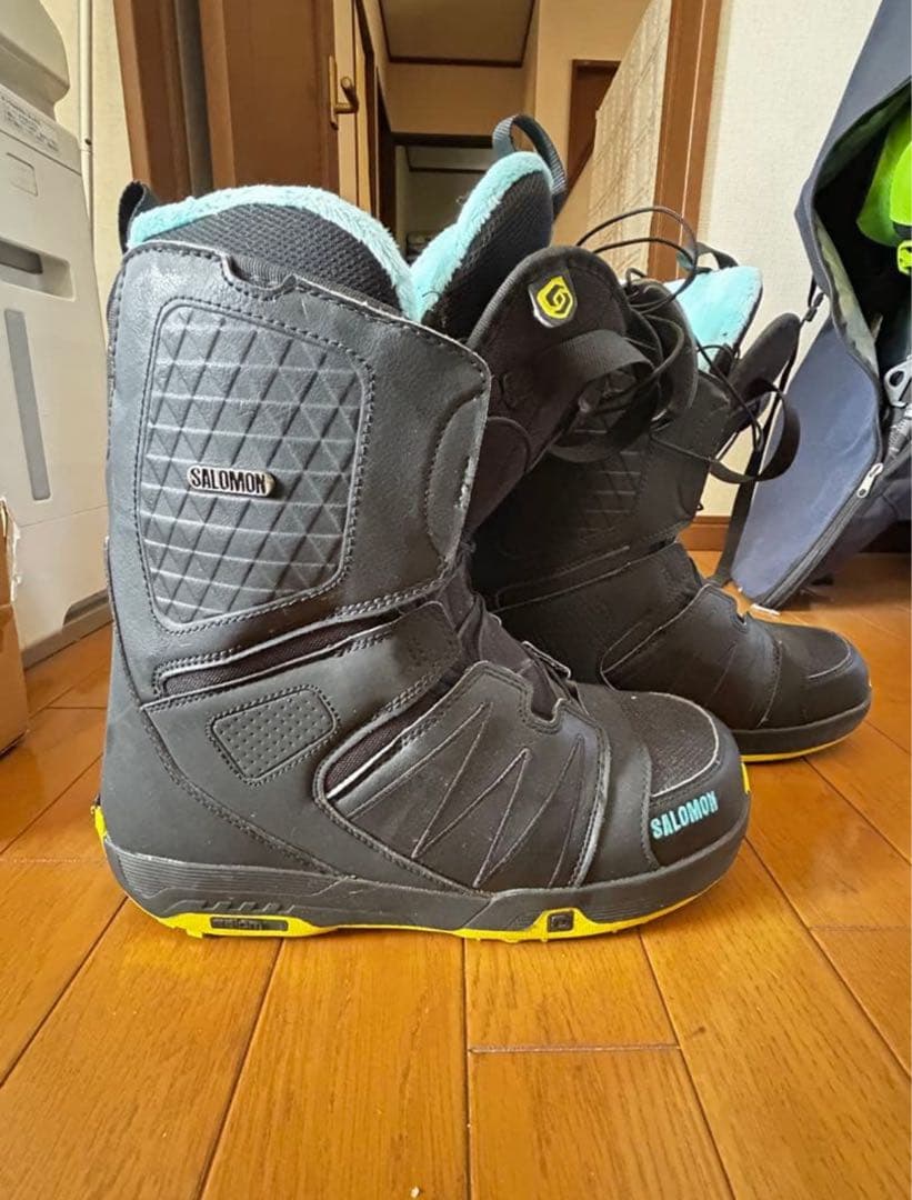 SALOMON スノーボードブーツ ブラック/ブルー