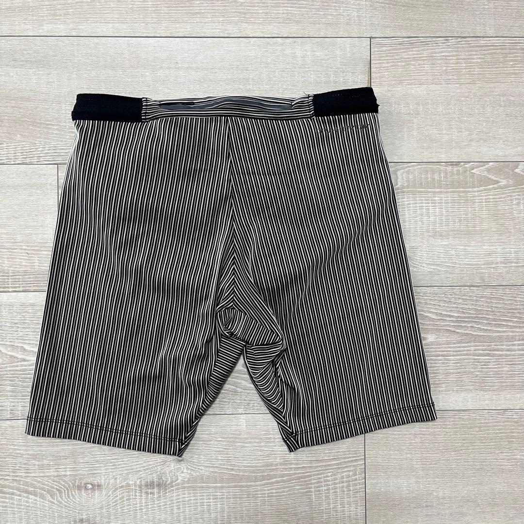 Nike エアロスイフト　ハーフタイツ　Lサイズ