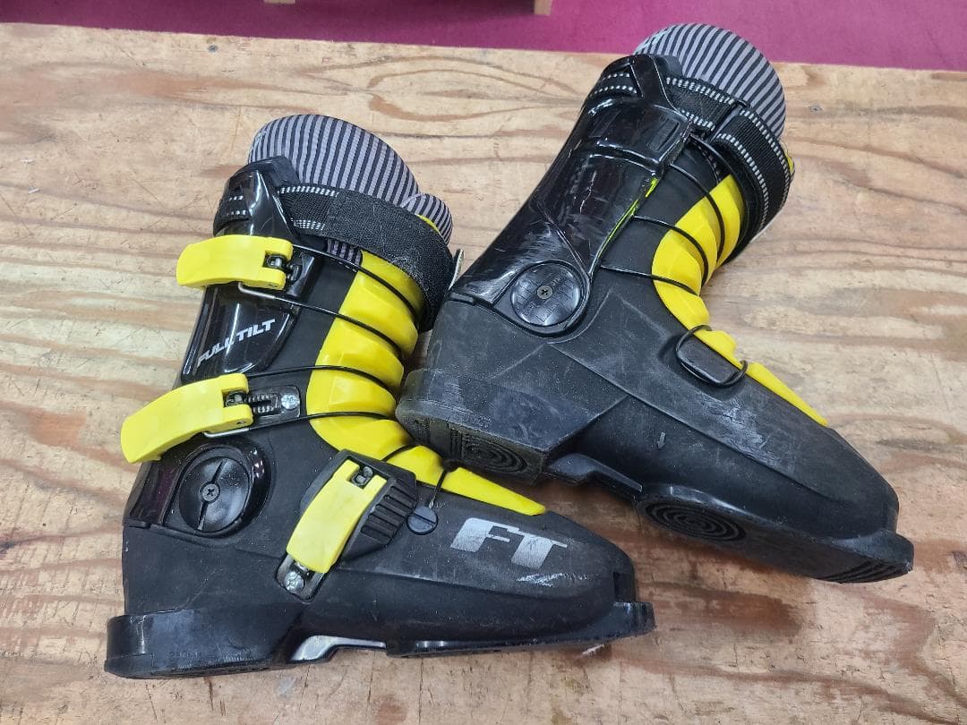 24-24.5CM FULL TILT BUMBLE BEE スキーブーツ