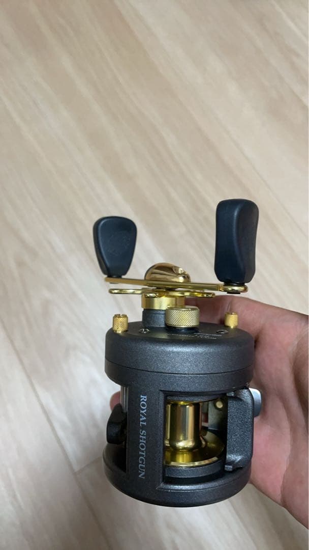 新品未使用　リール