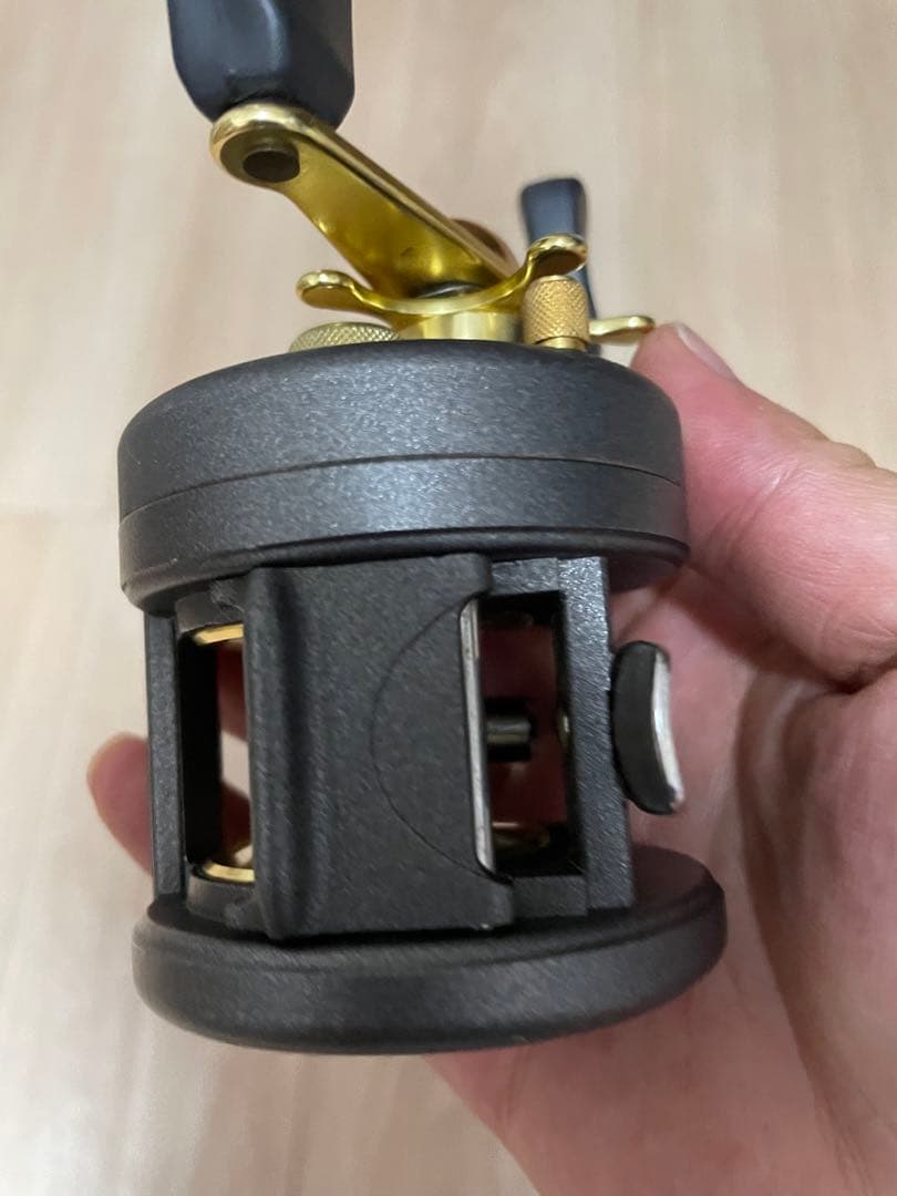 新品未使用　リール