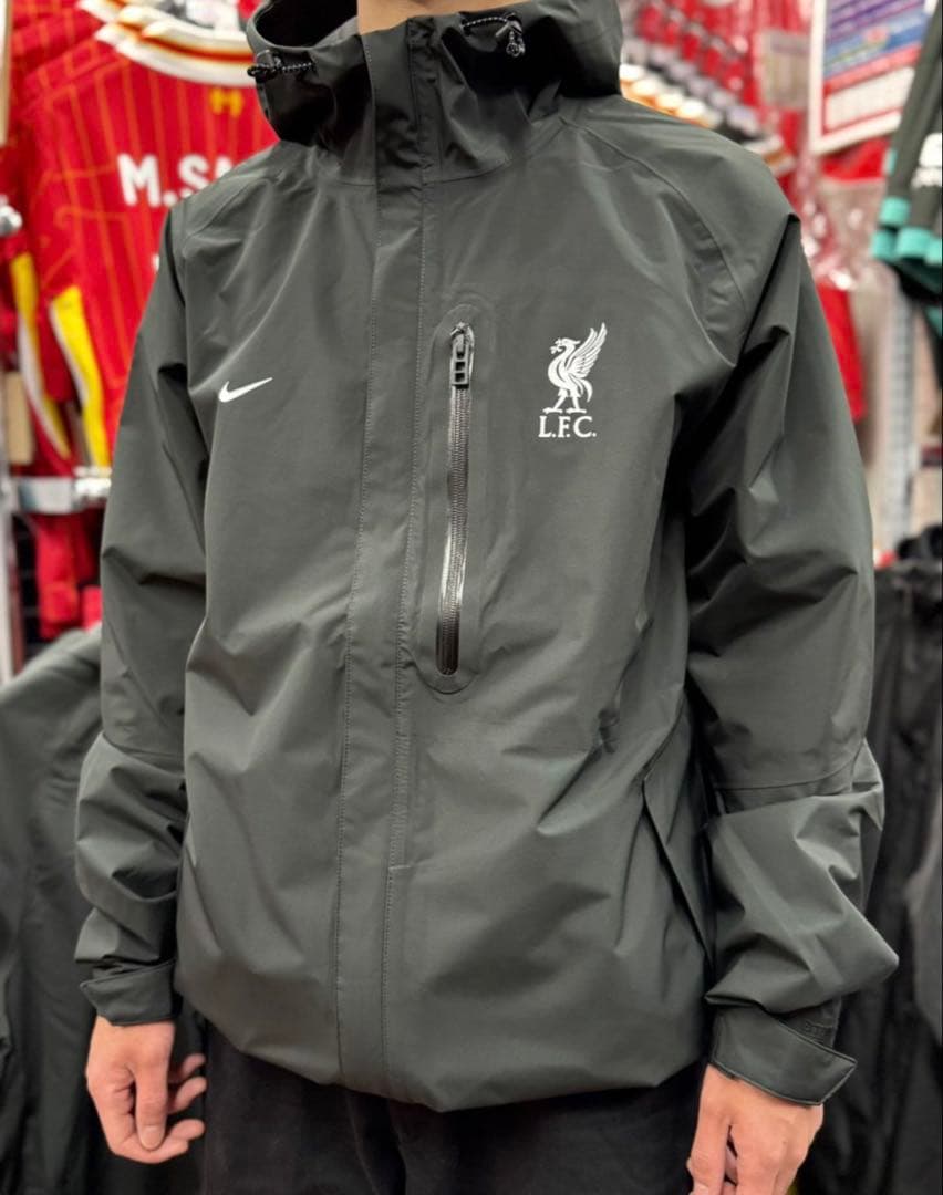 Nike Liverpool Goretex 防水ジャケット