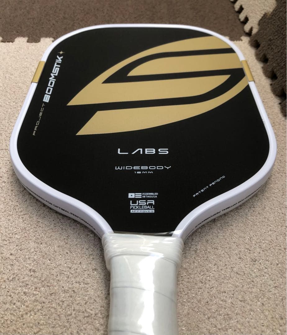 新品!!新色‼︎ 史上最も進化したパドル　BOOMSTLIKピックルボール ワイド