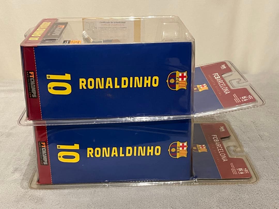 【激レア引退記念品】ロナウジーニョ フィギュア 2種セット FCバルセロナ