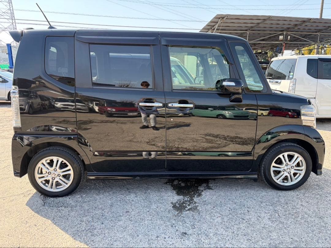 H27年式 ホンダ HONDA N-BOX カスタム 後期型 税金込み‼️