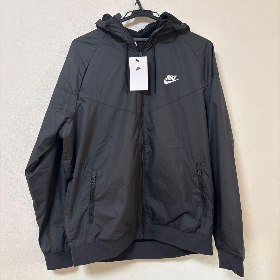 ナイキ　NIKE ウインドランナー　ウインドブレーカー　シャカシャカ　新品　L
