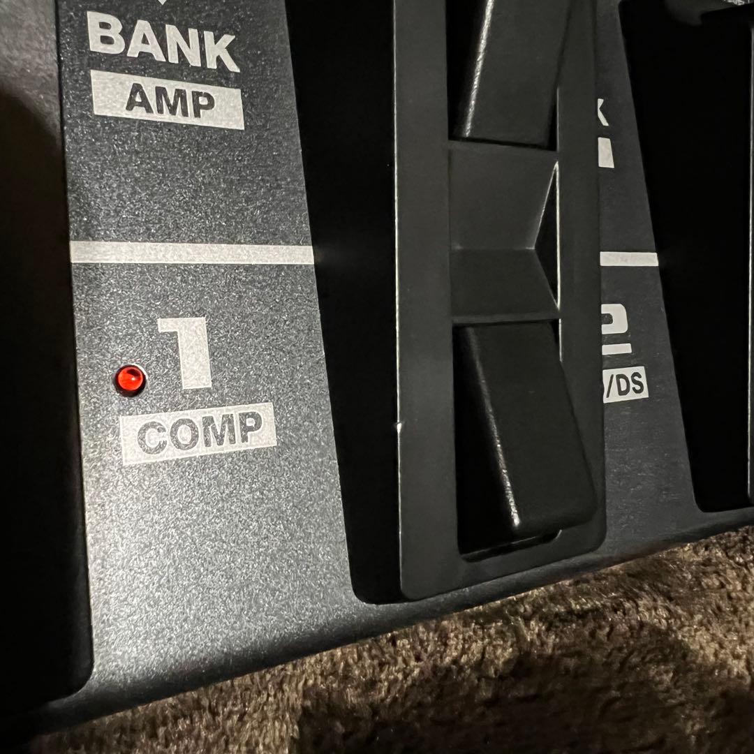 美品 BOSS ME-80 ギター用マルチエフェクター 動作良好 アダプター付き