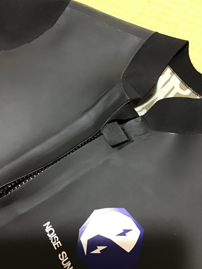 Mサイズ。日本未発売のRVCA NOISE SUNSET タッパー