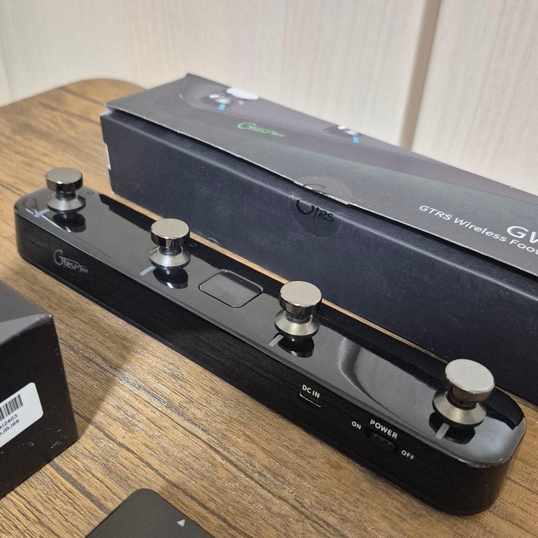 ギター MOOER Prime P2 Black & GWF4 Black