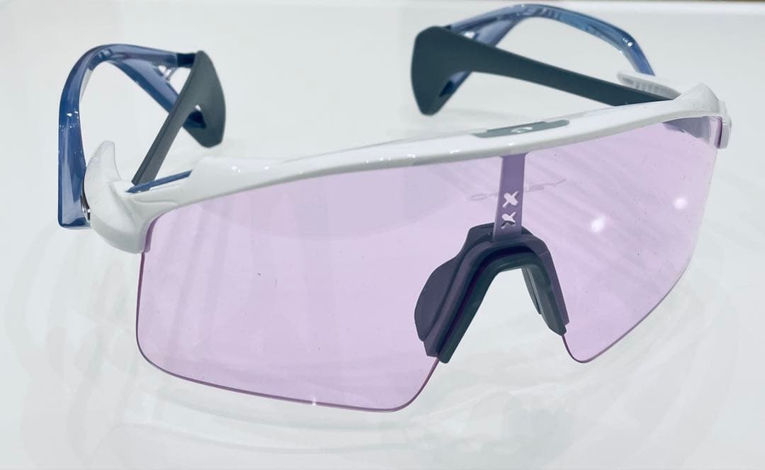 5.3万！OAKLEY オークリー　Stunt Wing サングラス