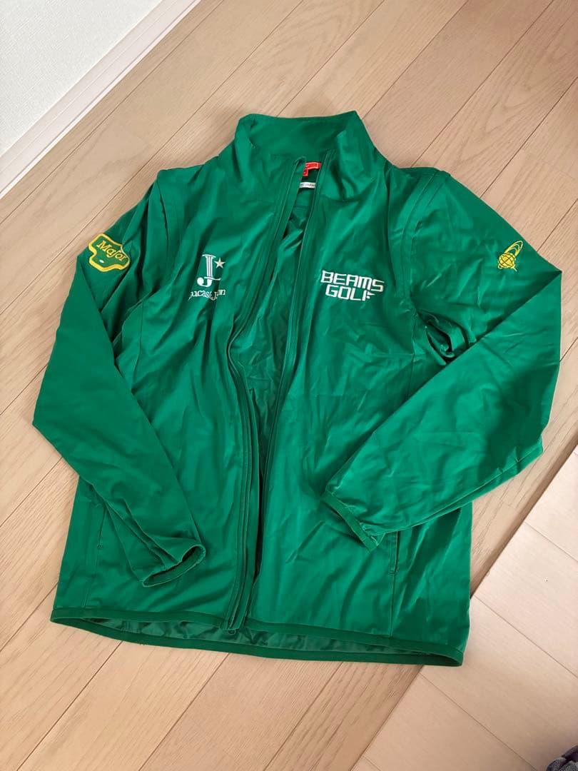 BEAMS GOLFのフルジップジャケット　袖取り外し可能