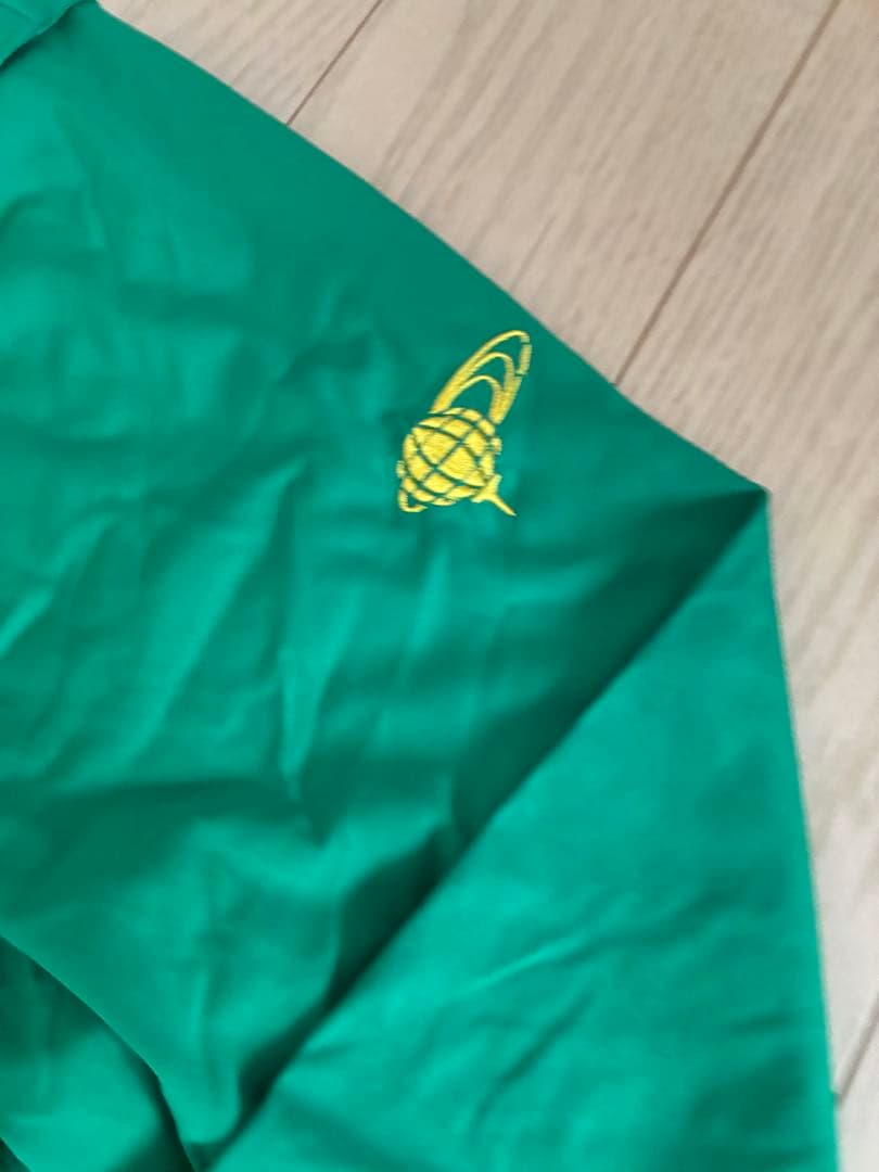 BEAMS GOLFのフルジップジャケット　袖取り外し可能