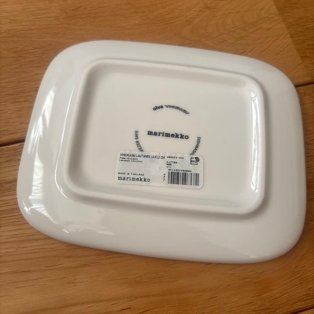 新品未使用　マリメッコ 四角皿　2枚セット　marimekko