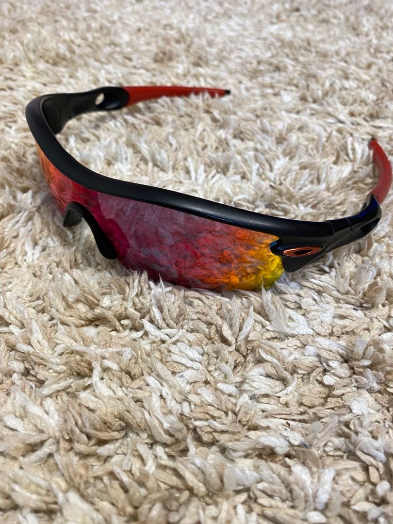 オークリー　サングラス　野球　ゴルフ　スポーツ　ゴーグル　スノボー　マラソン