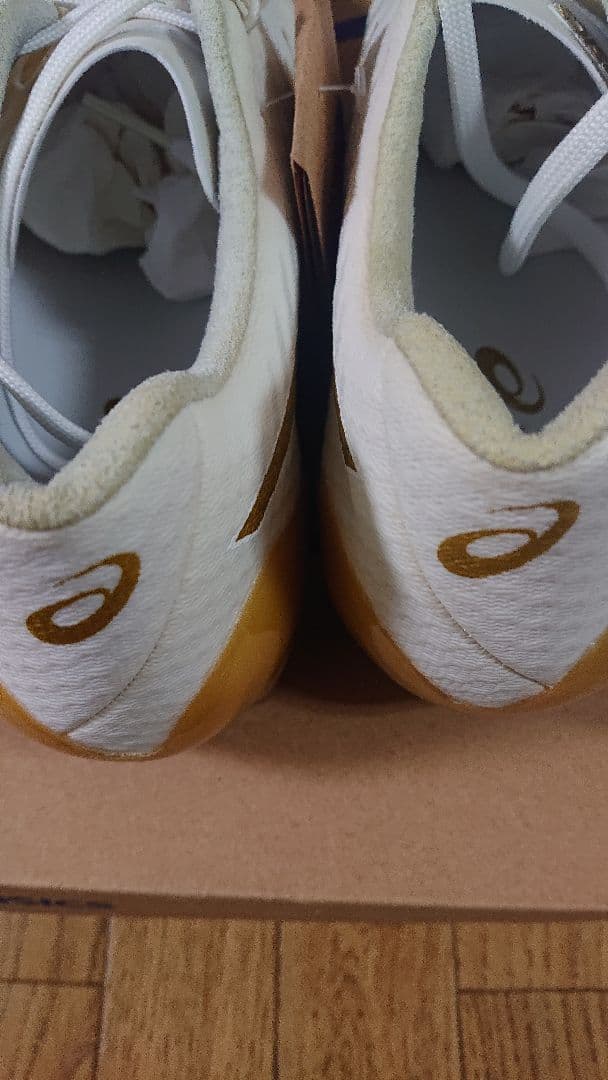 新品ASICS アクロス2 サッカースパイク