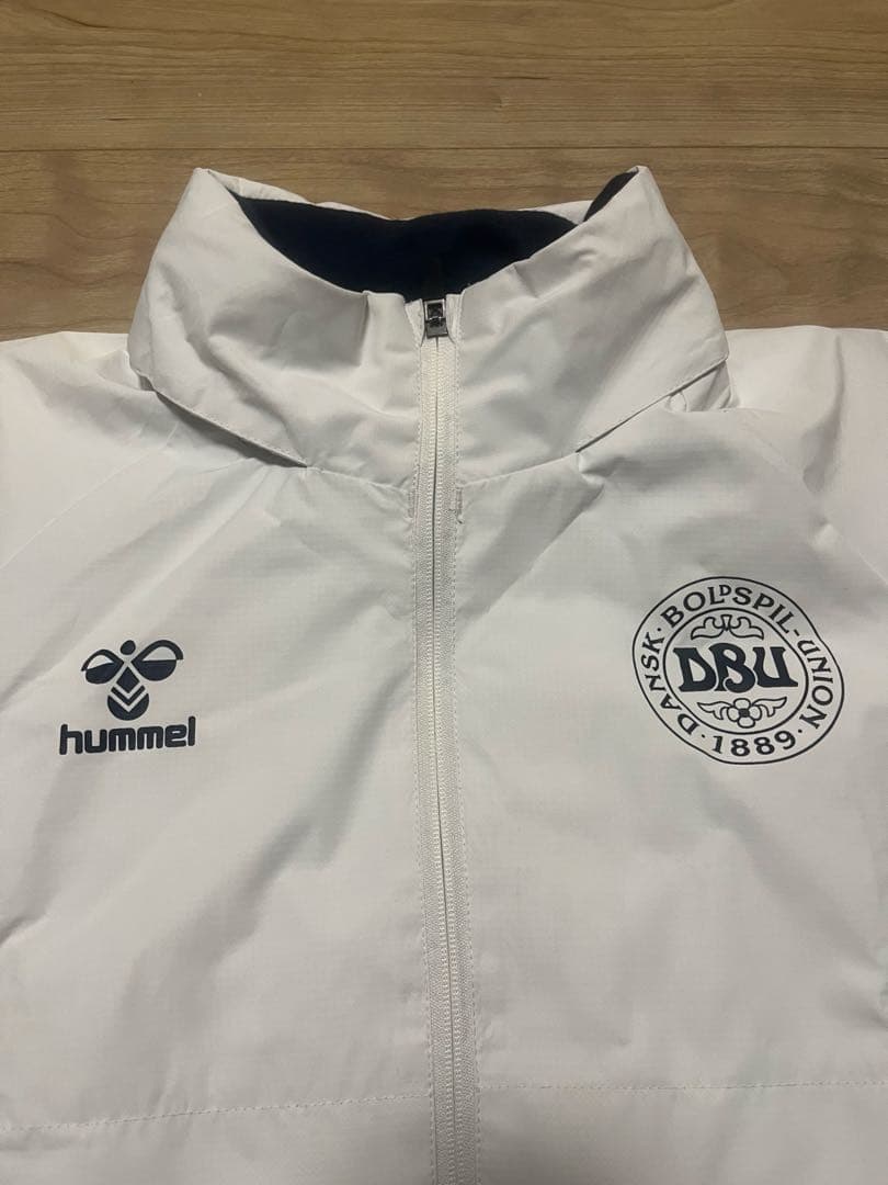 hummel デンマーク代表　ジャケット
