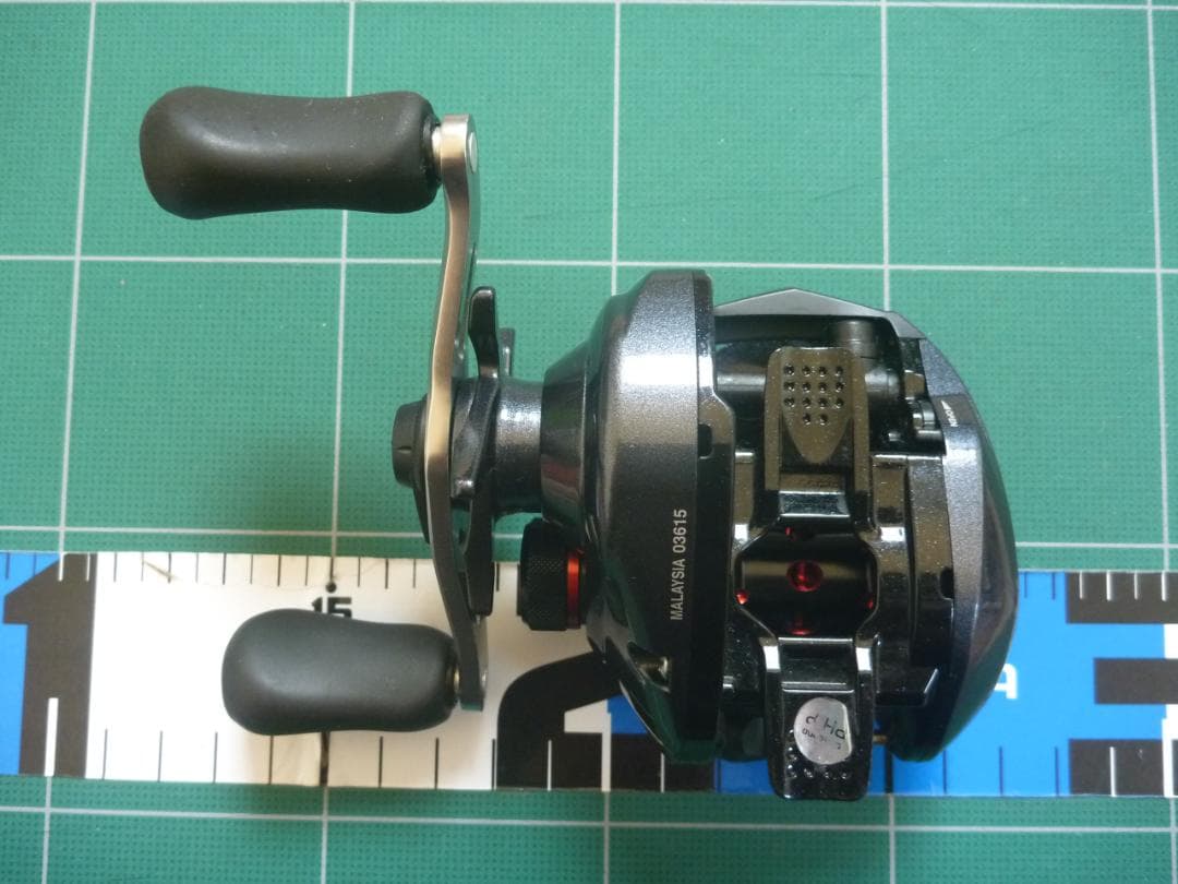 シマノ　カシータスMGL100HG　右ハンドル