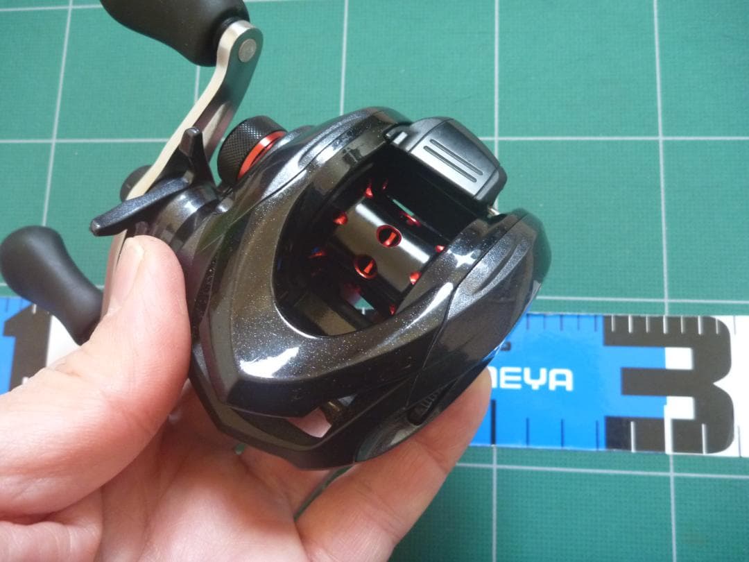 シマノ　カシータスMGL100HG　右ハンドル
