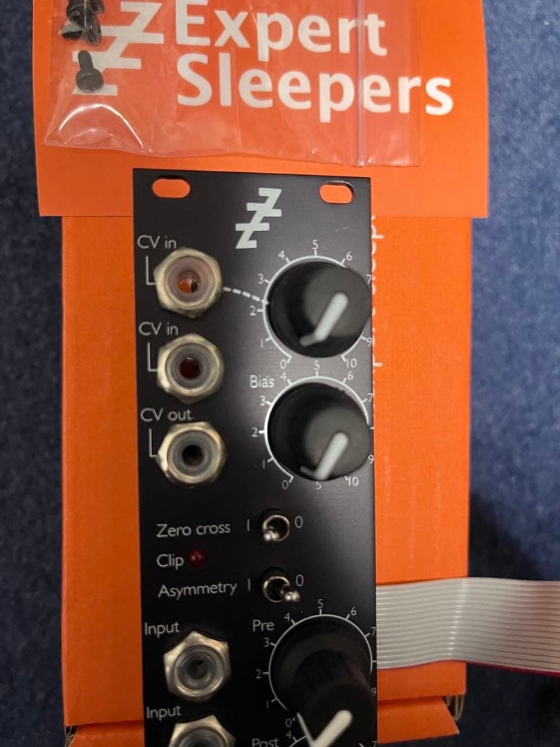 Expert Sleepers persephone モジュラーシンセサイザー