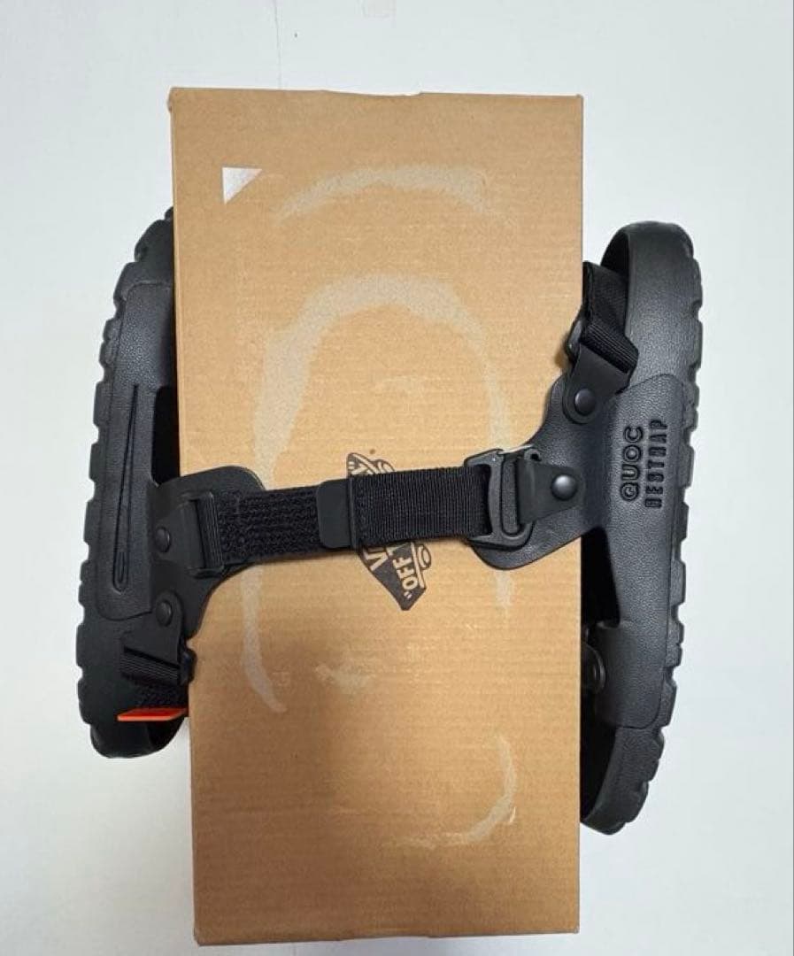 値下げQUOC×Restrap Sandal ブラックEU40