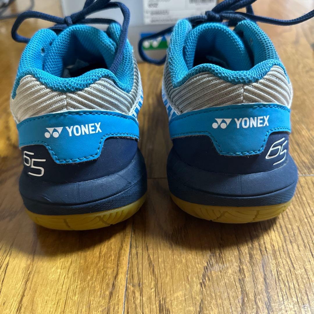 ヨネックス(YONEX) バドミントンシューズ パワークッション 65Z