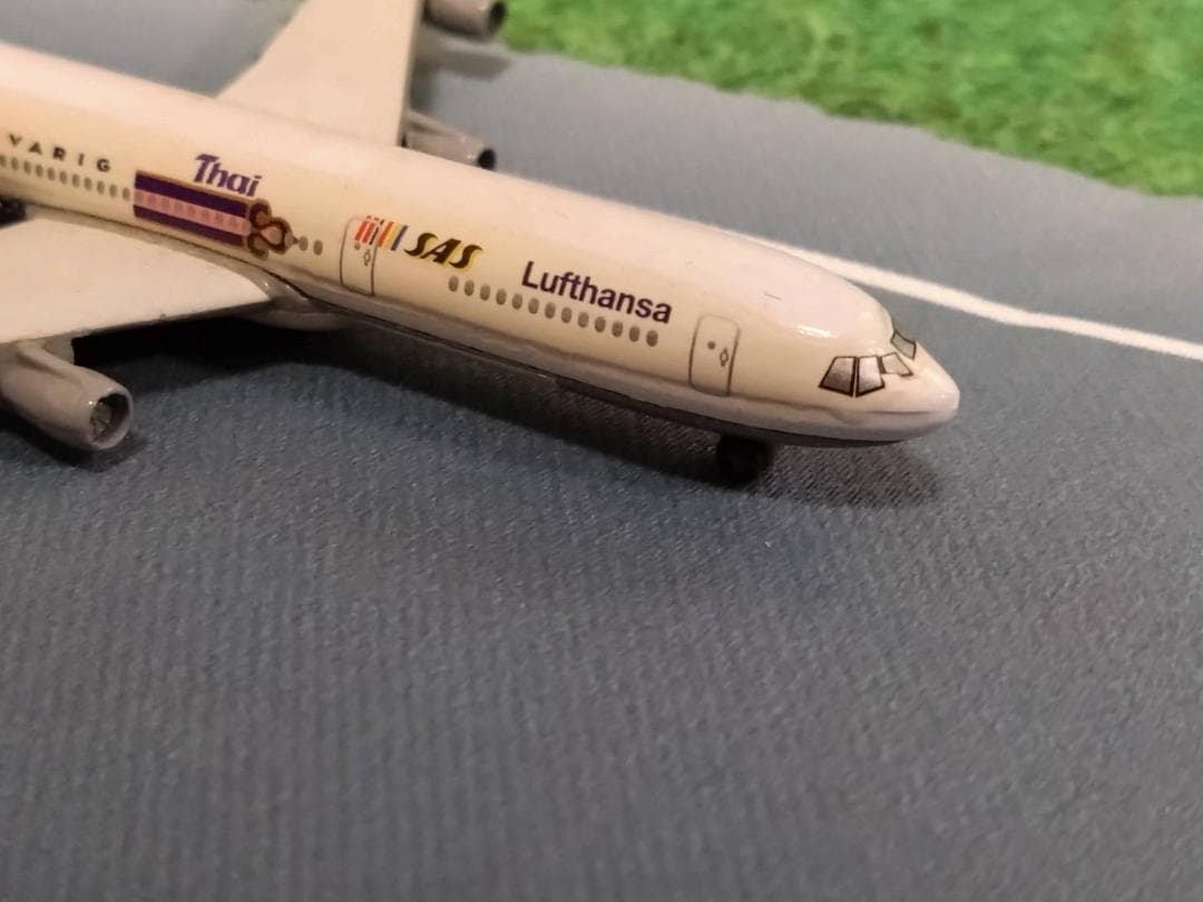 【レア品】シャバク 1/600 ルフトハンザドイツ航空 A340 スタアラ塗装