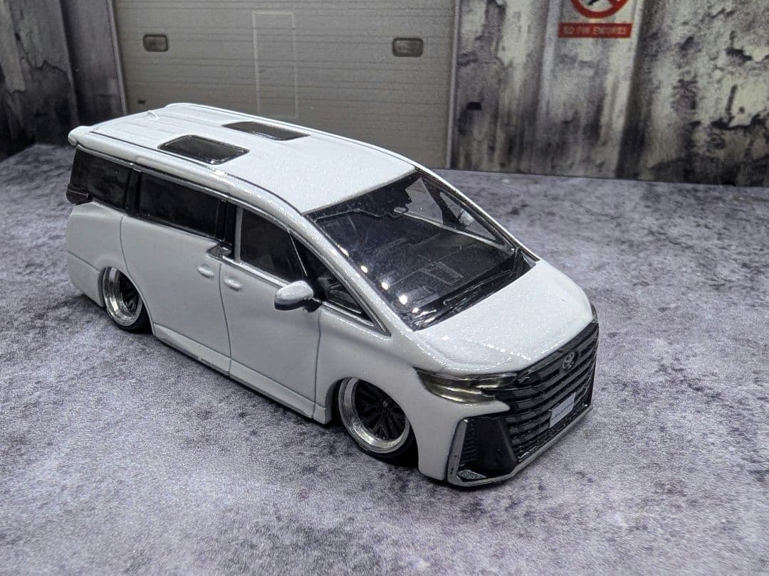 モデルワン トヨタ 新型 ヴェルファイア 40系 白メタ カスタム