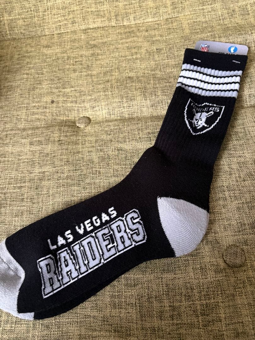 新品　RAIDERS ブラック ソックス&キャップセット