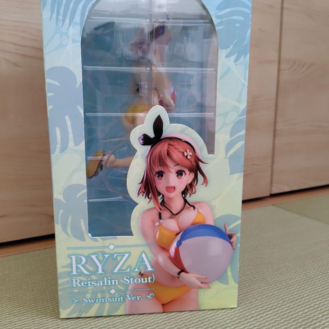 ライザ (Reisalin Stout) 水着バージョン