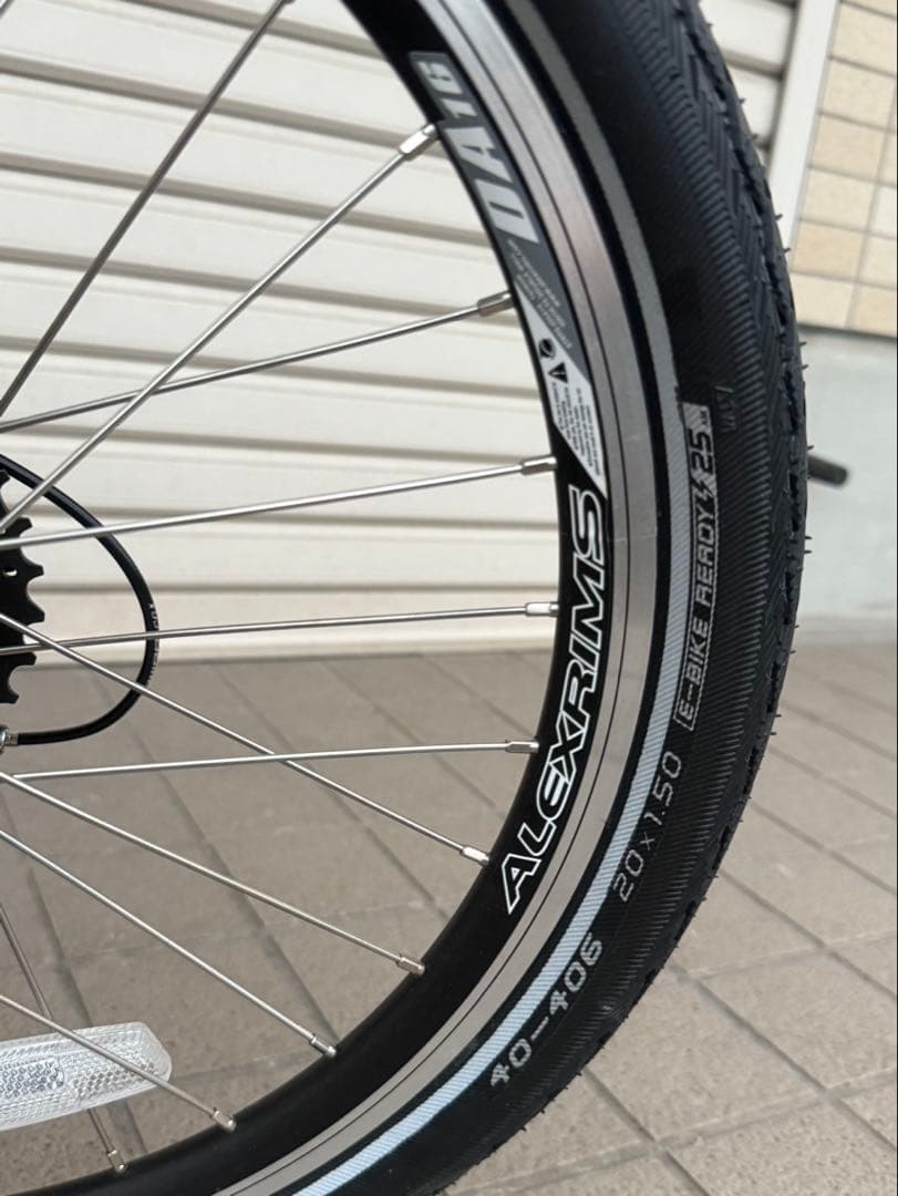 【新品未使用品】outre ワンポイントファイブ 自転車1.5輪車