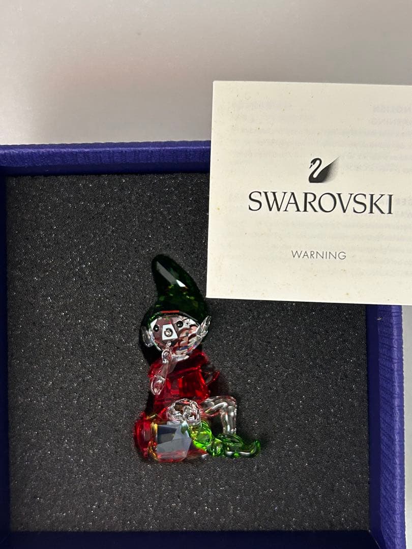 スワロフスキー　人形　ガラス細工　置物