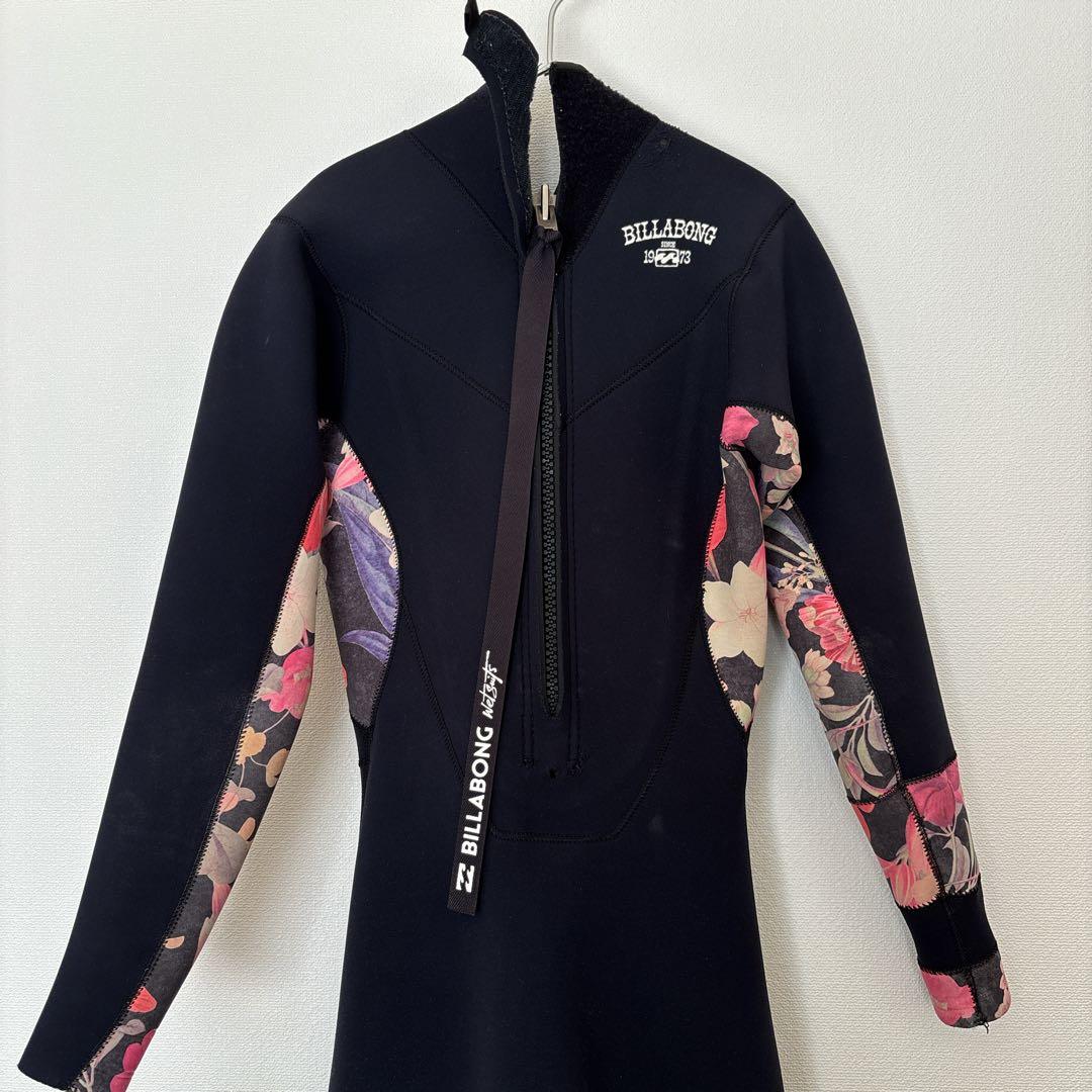 Billabong フルスーツ　2/3ミリ　ウェットスーツ　レディース　花柄