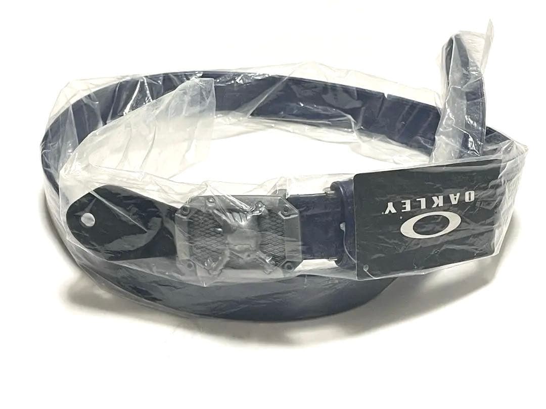 【新品未使用】OAKLEY ベルト スカル エンボス ゴルフ カットフリーサイズ