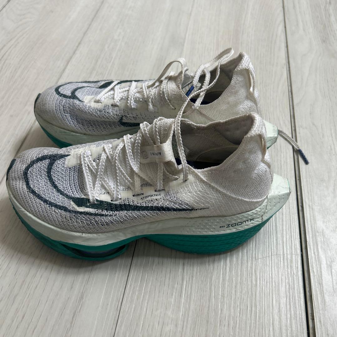 ハナダベースNike アルファフライ2 22.0センチホワイト/グリーン