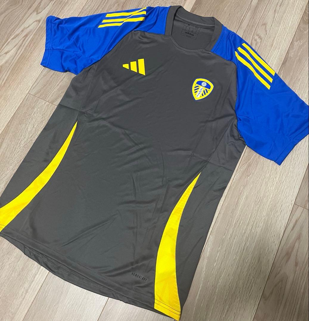 adidas リーズ　トレーニングウェア　プラシャツ　練習着　新品