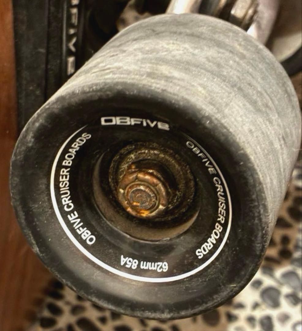 スケートボード　OBFIVE 28インチ　62mm 85A